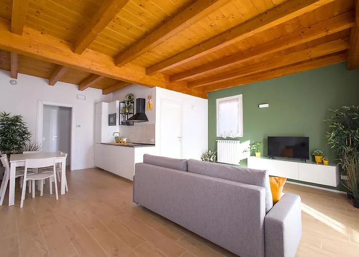 Carpe Diem 2 Bedrooms 2 Bathrooms Free Parking アパート コモ